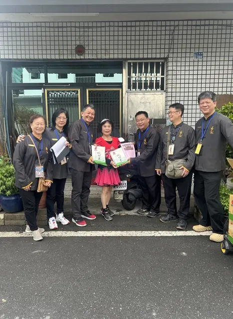 114.12.20 寒冬送暖活動照片 7
