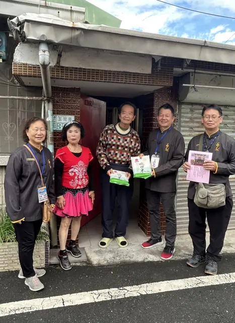 114.12.20 寒冬送暖活動照片 10